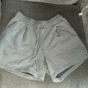 Grey shorts